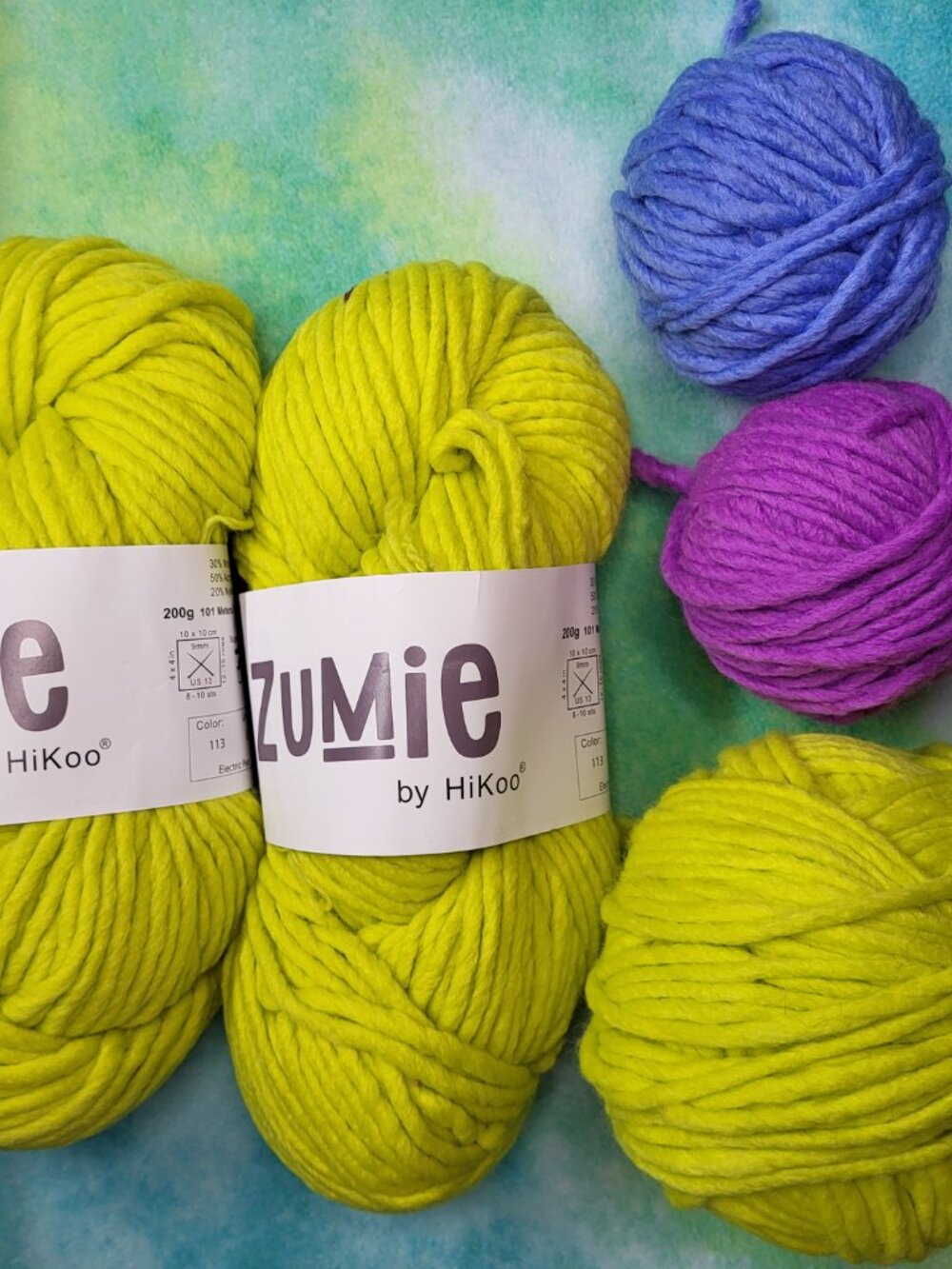 Zumie Wool Blend Yarn by HiKoo Wool/Acrylic/Nylon